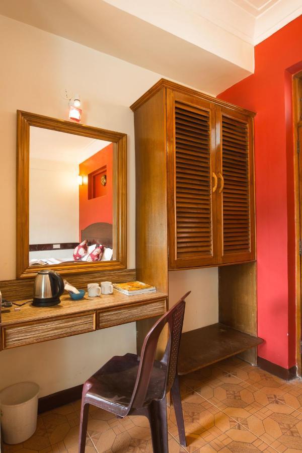 Swimsea Beach Resort, A Beach Property Panaji Bagian luar foto
