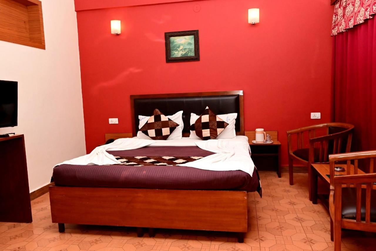 Swimsea Beach Resort, A Beach Property Panaji Bagian luar foto